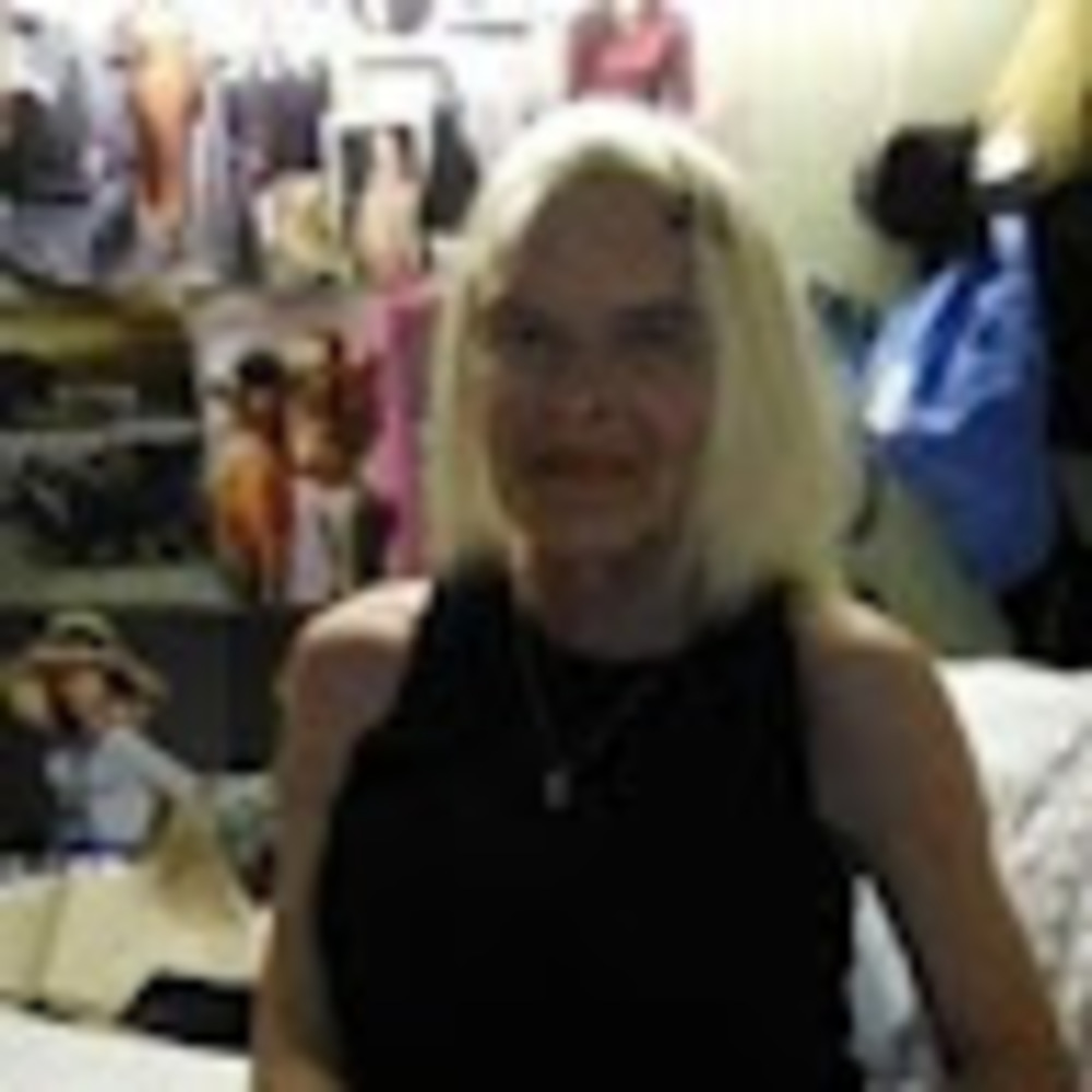 Meet your Posher, Suzanne